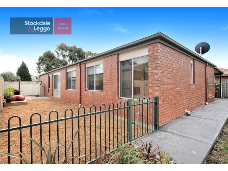 22 Severn Court, Roxburgh Park VIC 3064