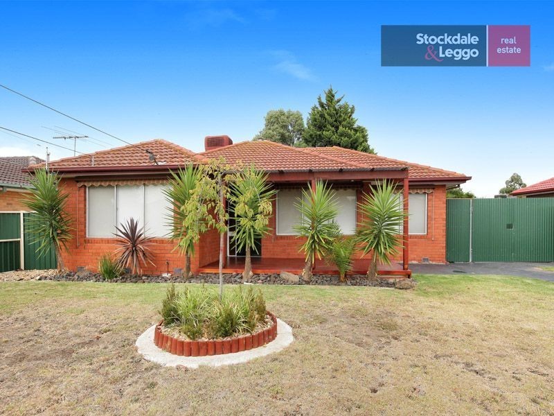 126 South Circular Road, Gladstone Park VIC 3043
