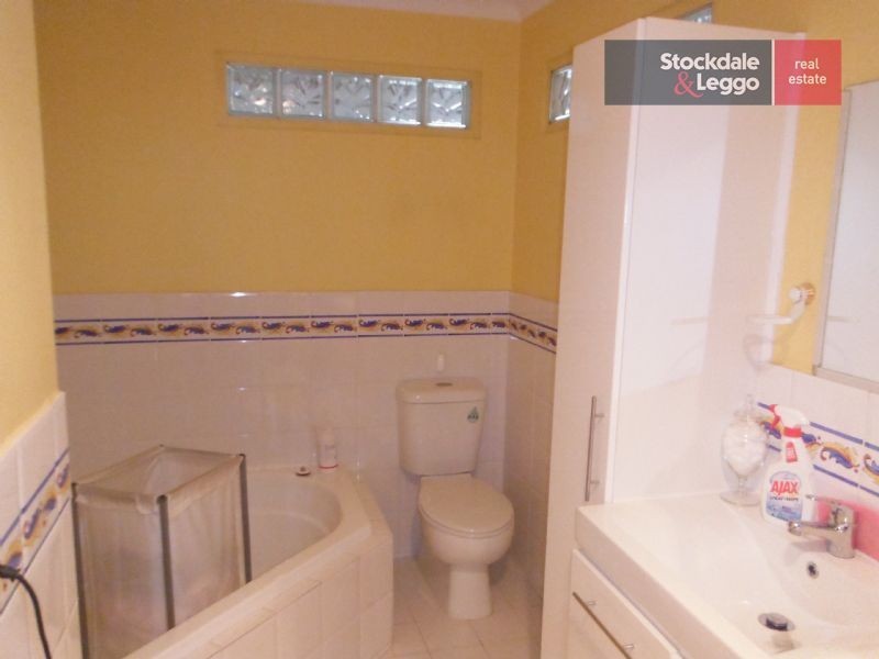 57 Moore Road, Airport West VIC 3042