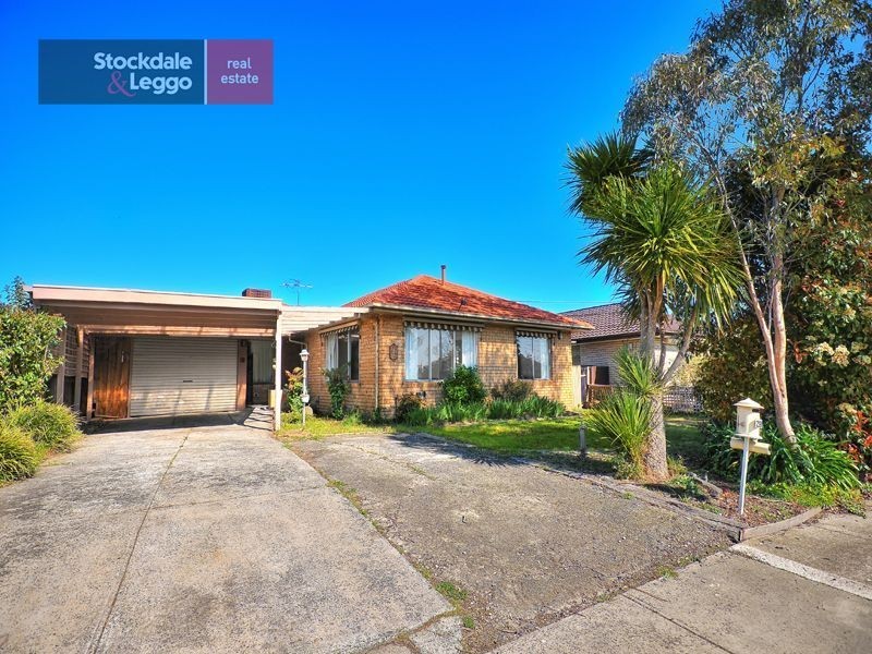 29 Henley Drive, Gladstone Park VIC 3043