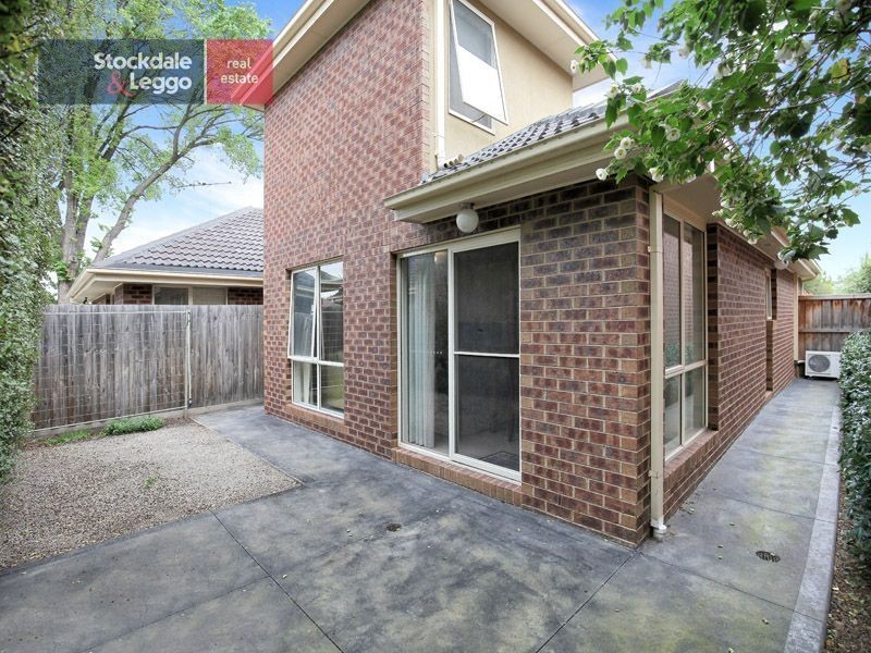 2/52 Waratah Avenue, Tullamarine VIC 3043