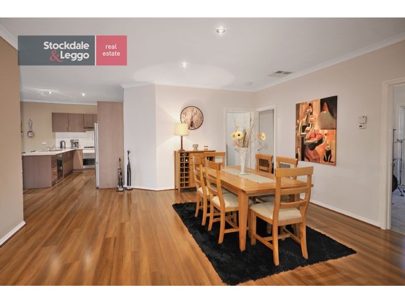 2 Reay Drive, Craigieburn VIC 3064