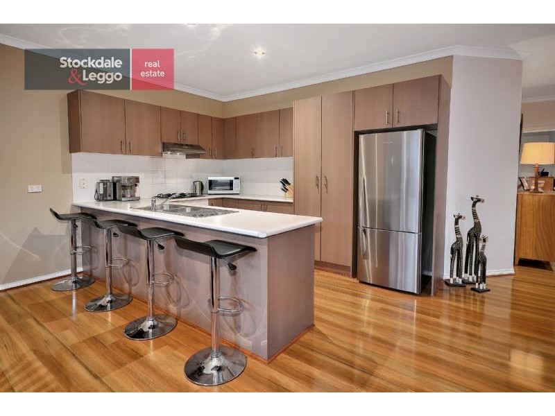 2 Reay Drive, Craigieburn VIC 3064