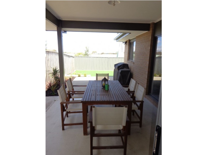 50 Positano Grove, Greenvale VIC 3059