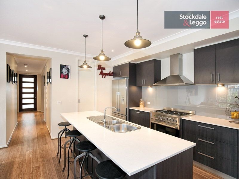 15 Eveline Street, Craigieburn VIC 3064