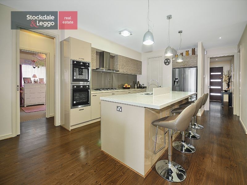 10 Jasper Grove, Greenvale VIC 3059
