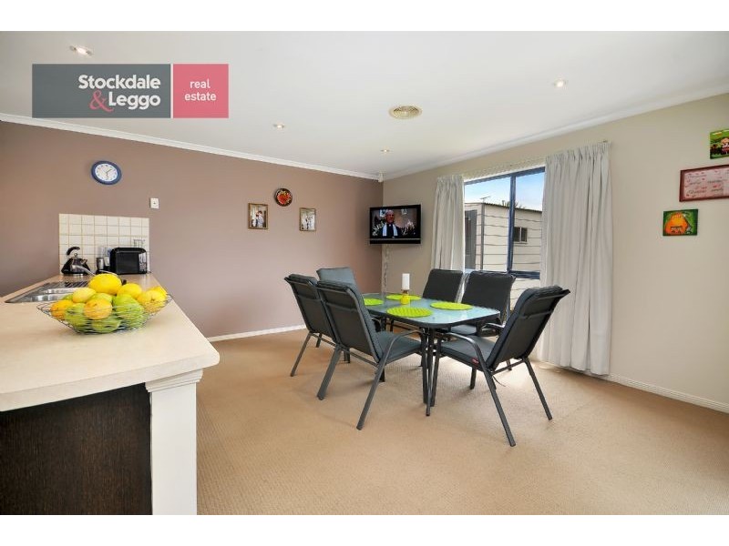 10 Eastwood Place, Craigieburn VIC 3064