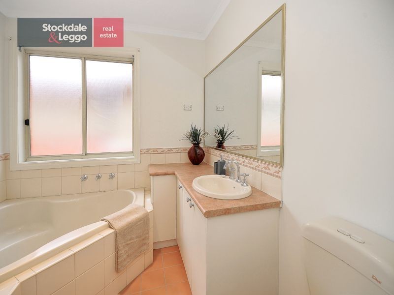 84 Gowanbrae Drive, Gowanbrae VIC 3043