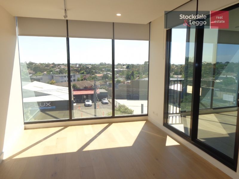 302A / 40 Collins Street, Essendon VIC 3040