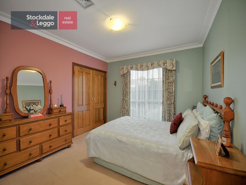 102 Greenvale Drive, Greenvale VIC 3059