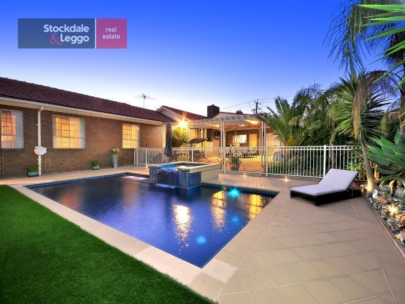 102 Greenvale Drive, Greenvale VIC 3059
