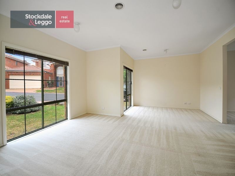 34 The Crest, Attwood VIC 3049