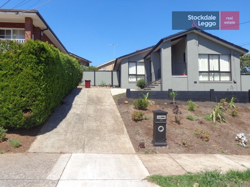 29 Nigel Crescent, Gladstone Park VIC 3043