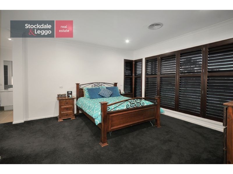 21 Featherpark Way, Craigieburn VIC 3064