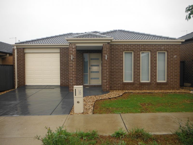 16 Powell Street, Craigieburn VIC 3064