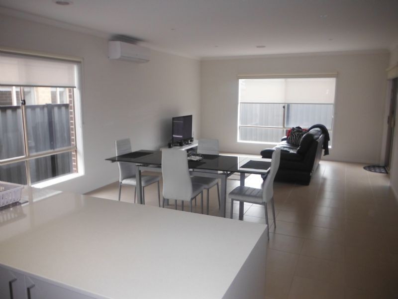 16 Powell Street, Craigieburn VIC 3064