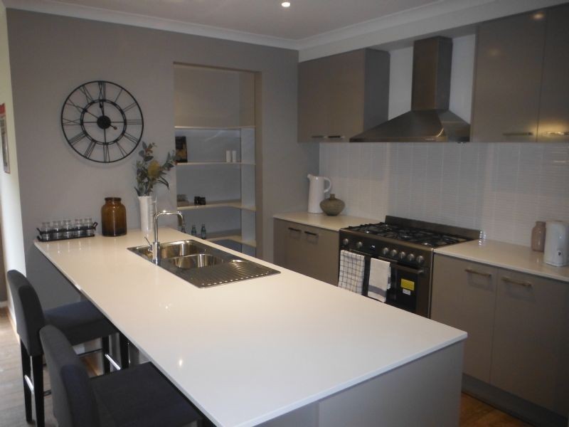 9 Asbury Street, Craigieburn VIC 3064