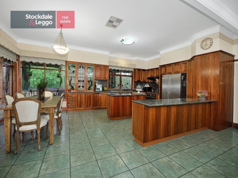 12 Inverness Mews, Greenvale VIC 3059