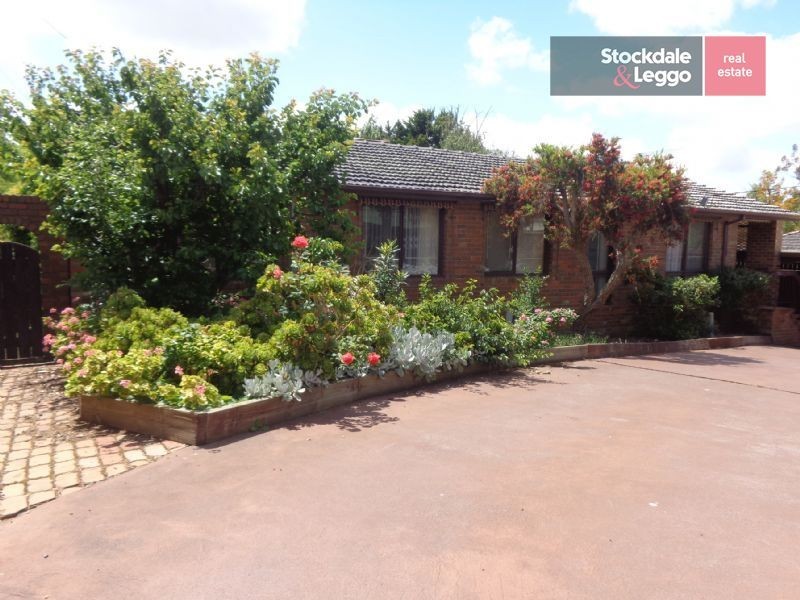 54 Coopers Hill Drive, Westmeadows VIC 3049