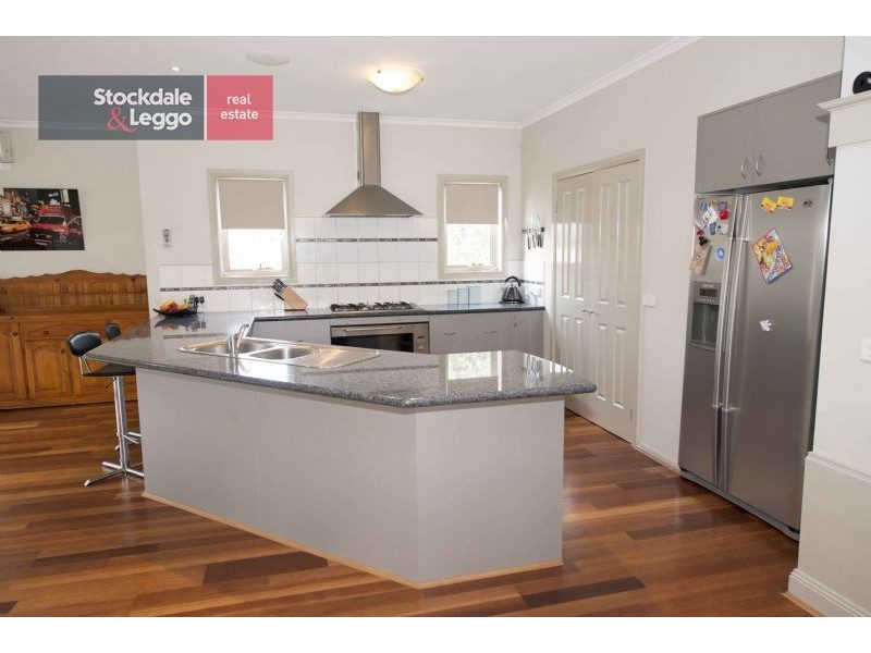 7 Aldercress Close, Craigieburn VIC 3064