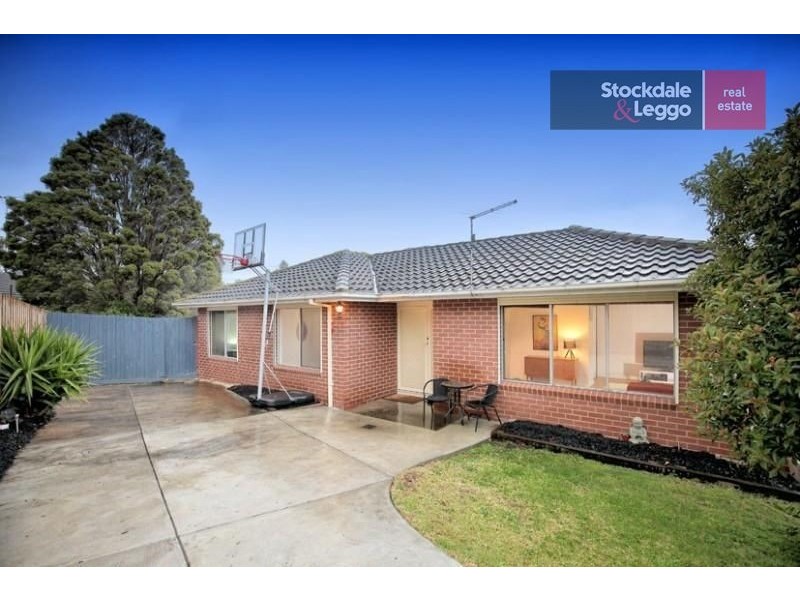 3 Crosby Close, Gladstone Park VIC 3043