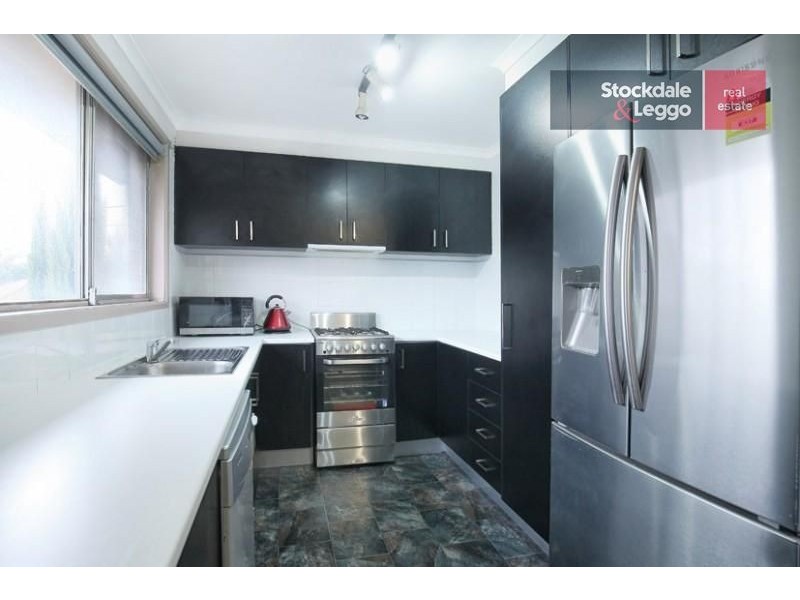 3 Crosby Close, Gladstone Park VIC 3043