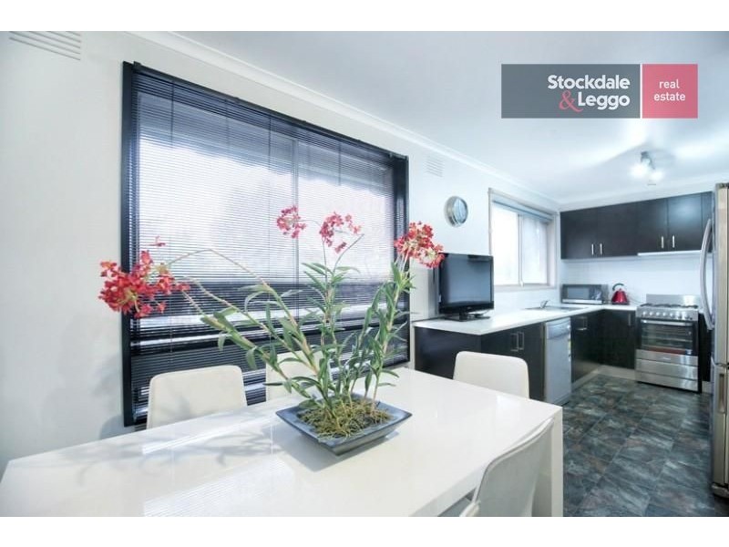 3 Crosby Close, Gladstone Park VIC 3043