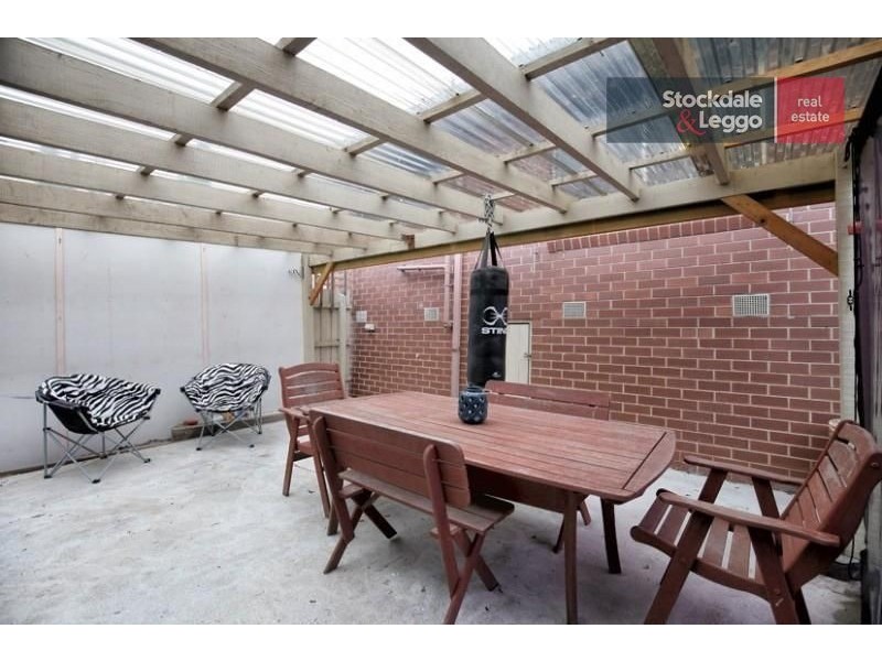 3 Crosby Close, Gladstone Park VIC 3043