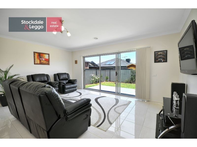 22 Eminence Way, Craigieburn VIC 3064