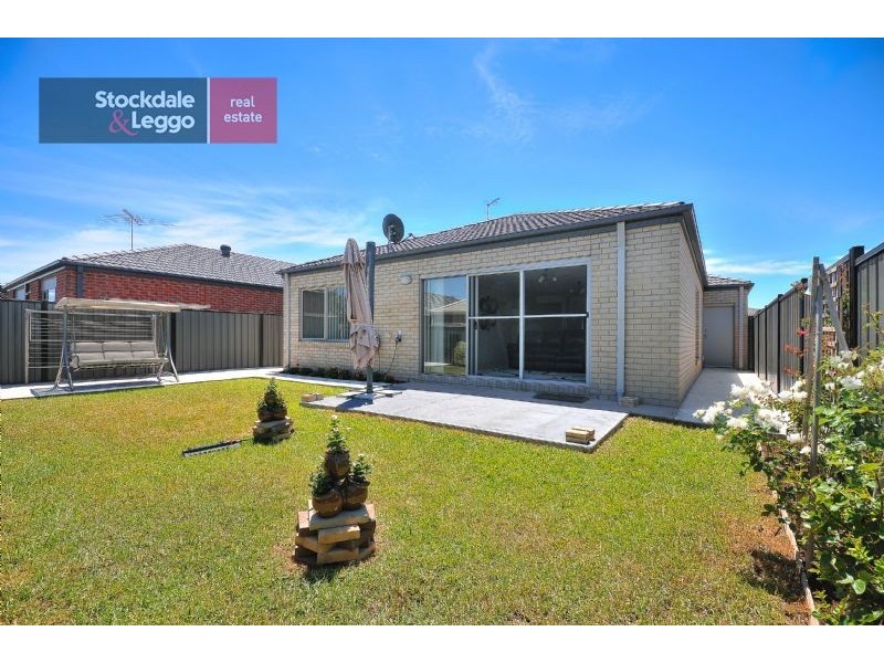 22 Eminence Way, Craigieburn VIC 3064