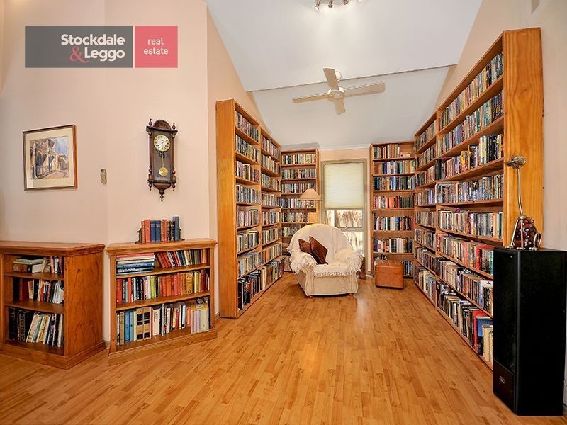 11 Hesket Court, Greenvale VIC 3059