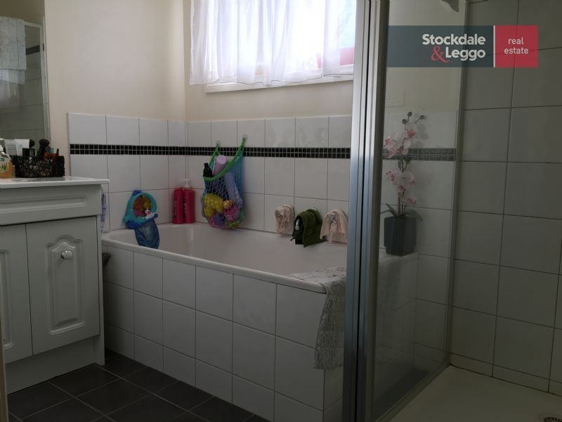 3/54 Hawker Street, Airport West VIC 3042