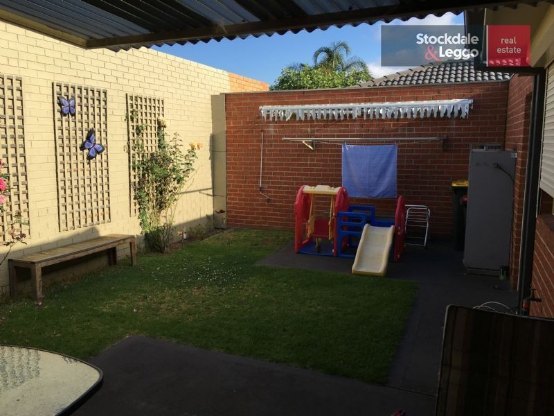 3/54 Hawker Street, Airport West VIC 3042