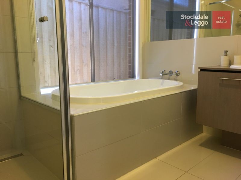 49 Perugia Avenue, Greenvale VIC 3059