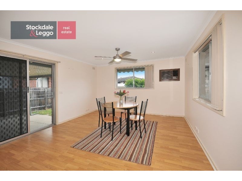 5 Beresford Crescent, Gladstone Park VIC 3043