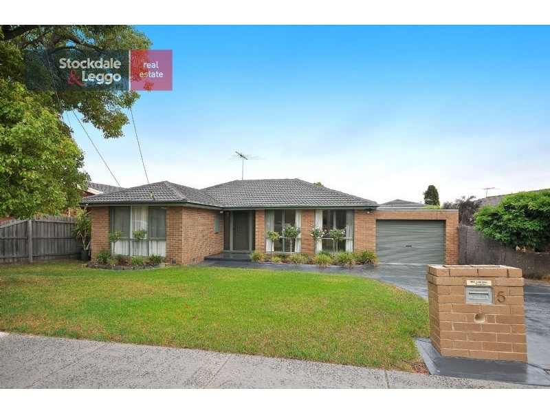 5 Beresford Crescent, Gladstone Park VIC 3043