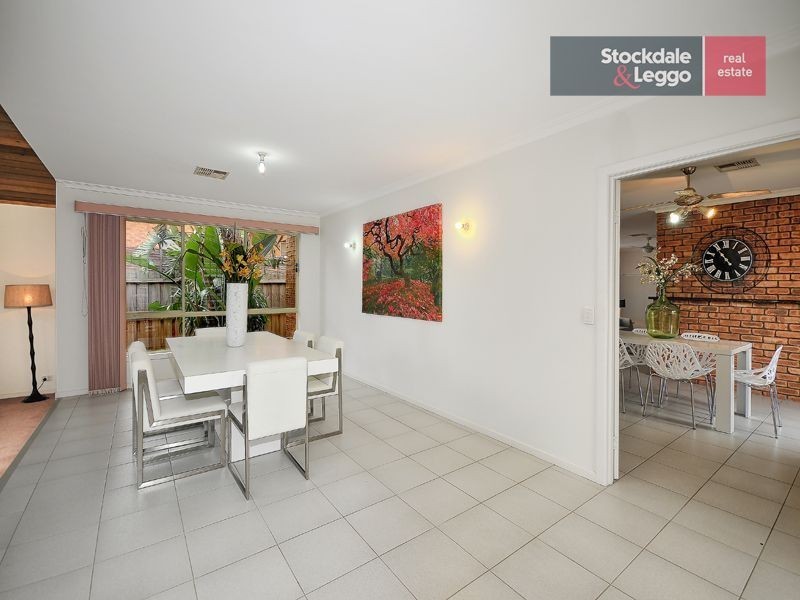 19 Mossgiel Avenue, Greenvale VIC 3059