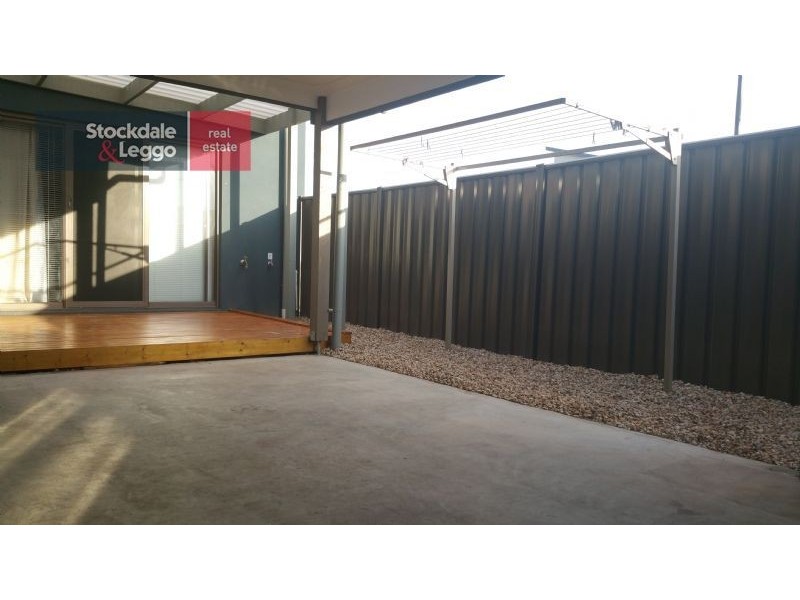 32 Furlong Street, Craigieburn VIC 3064