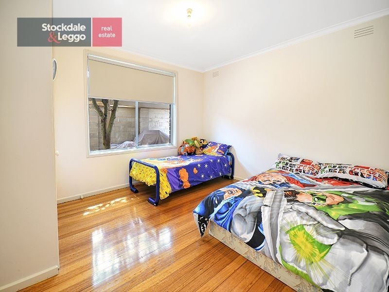 164 Carrick Drive, Gladstone Park VIC 3043