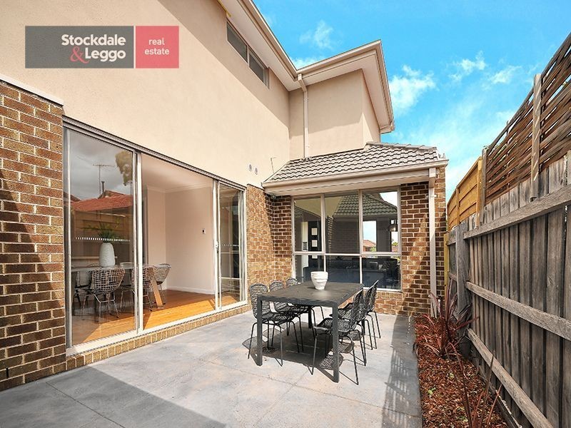 52 Banksia Grove, Tullamarine VIC 3043
