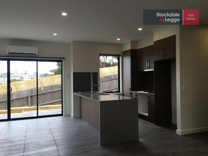 2/22 Rosebud Crescent, Broadmeadows VIC 3047