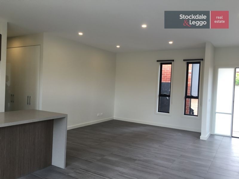 2/22 Rosebud Crescent, Broadmeadows VIC 3047