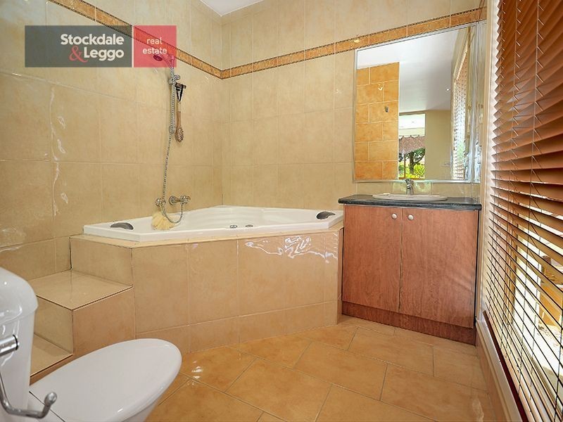 3 Lewiston Grove, Greenvale VIC 3059