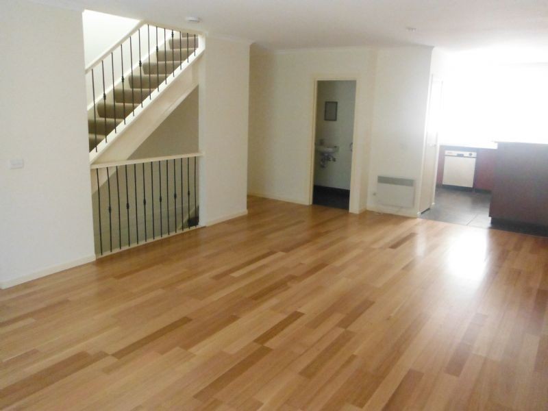 16 Rimfire Wlk, Maribyrnong VIC 3032