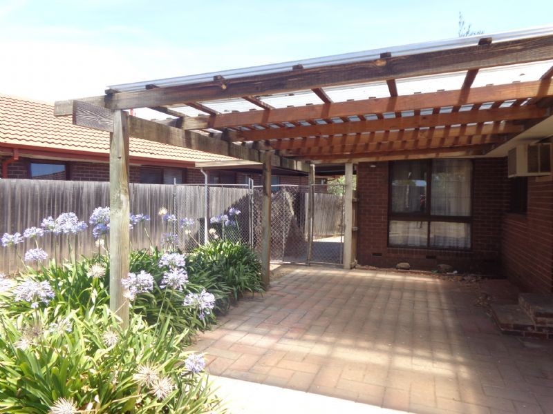 38 Handsworth Crs, Tullamarine VIC 3043
