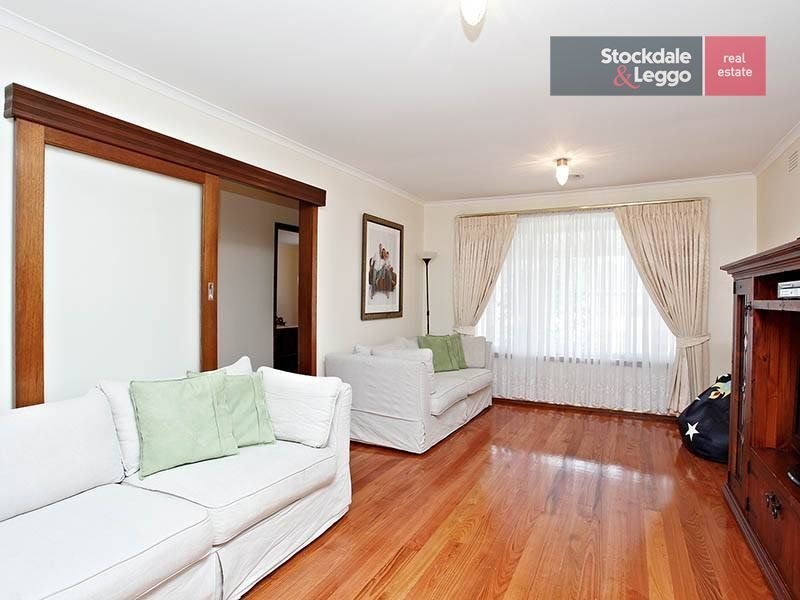 16 Koonalda Road, Gladstone Park VIC 3043