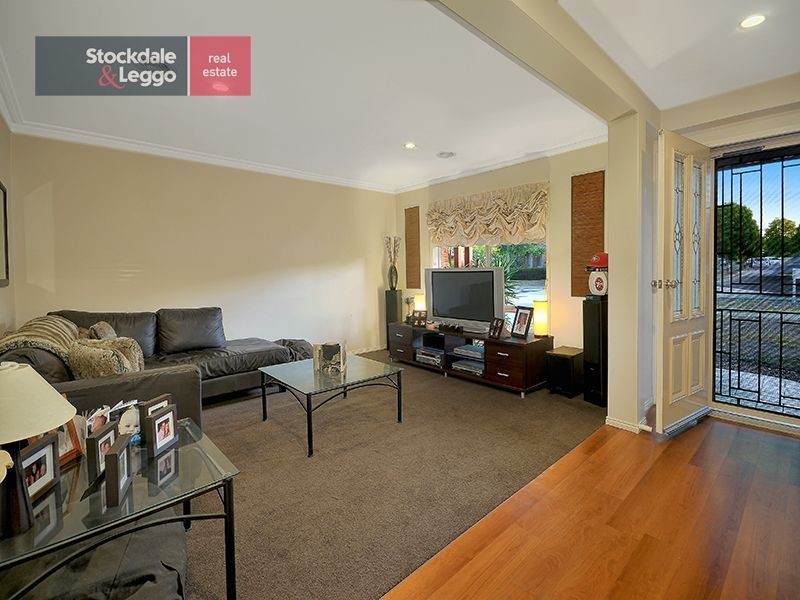 52 Creekwood Drive, Craigieburn VIC 3064