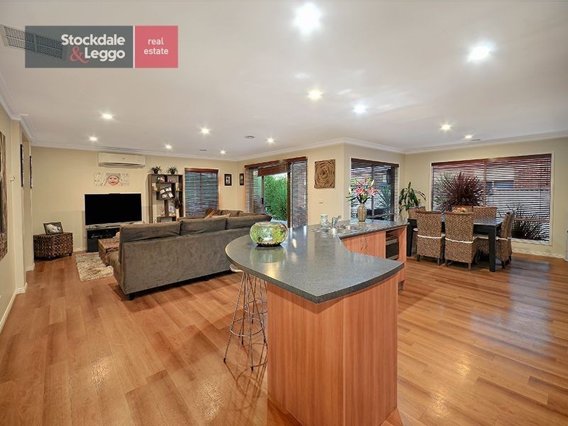 52 Creekwood Drive, Craigieburn VIC 3064