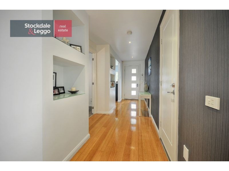 32 Canisby Way, Craigieburn VIC 3064