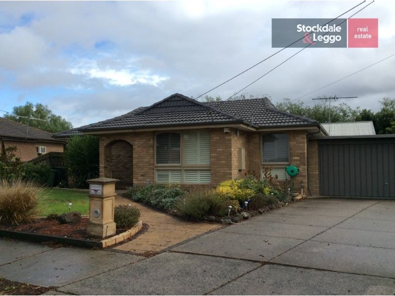 23 Grantley Drive, Gladstone Park VIC 3043